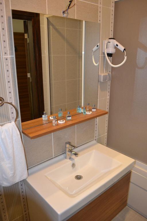 Ozdemir Hotel Pamukova Екстер'єр фото